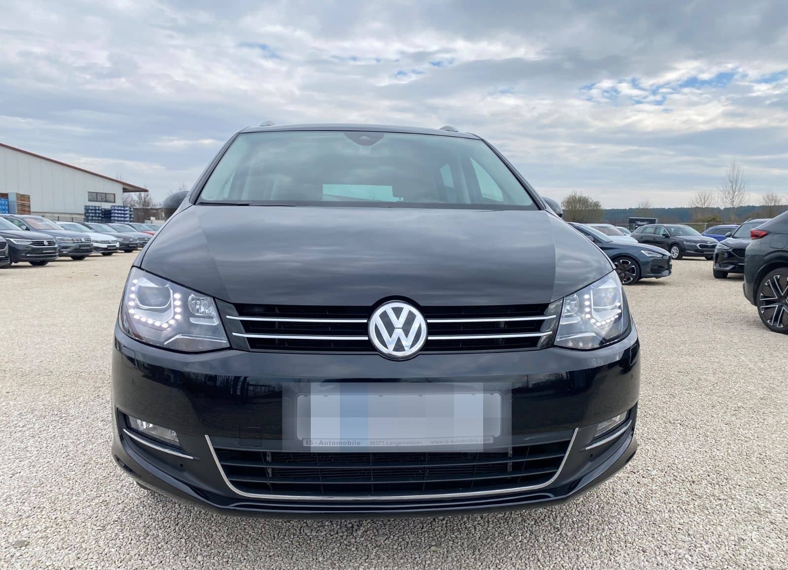 Volkswagen Sharan Highline ,NAVI,XENON,ACC,SHZ,AHK,RFK,DAB foto 2