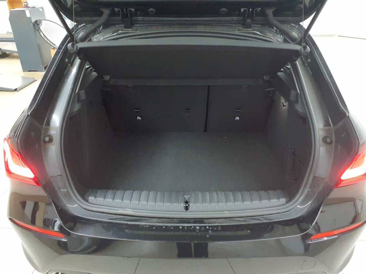 BMW 118d Aut. Advantage Navi SHZ LED  foto 8