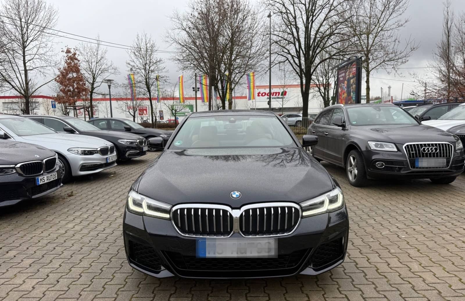 BMW 520d M-Sport*Glasdach*Harman*Kamera*AHK*4 Zonen foto 4