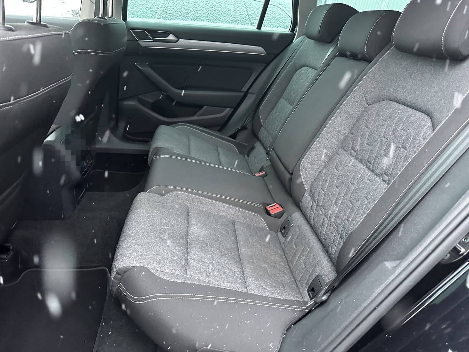 Volkswagen Passat Variant GTE NAV+LED+AHK+VCOCK+KAM+17ZO+PP foto 11