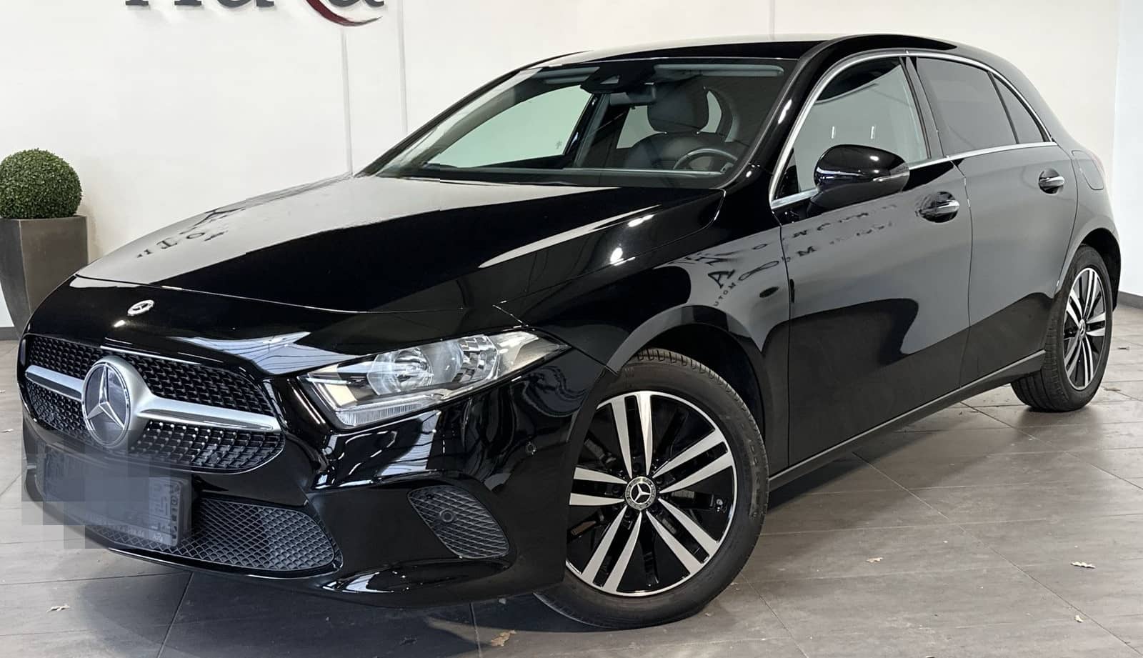 Mercedes-Benz A 250e Progressive NAV+KEYLESS+TEMPO+PARKASSIST foto 2