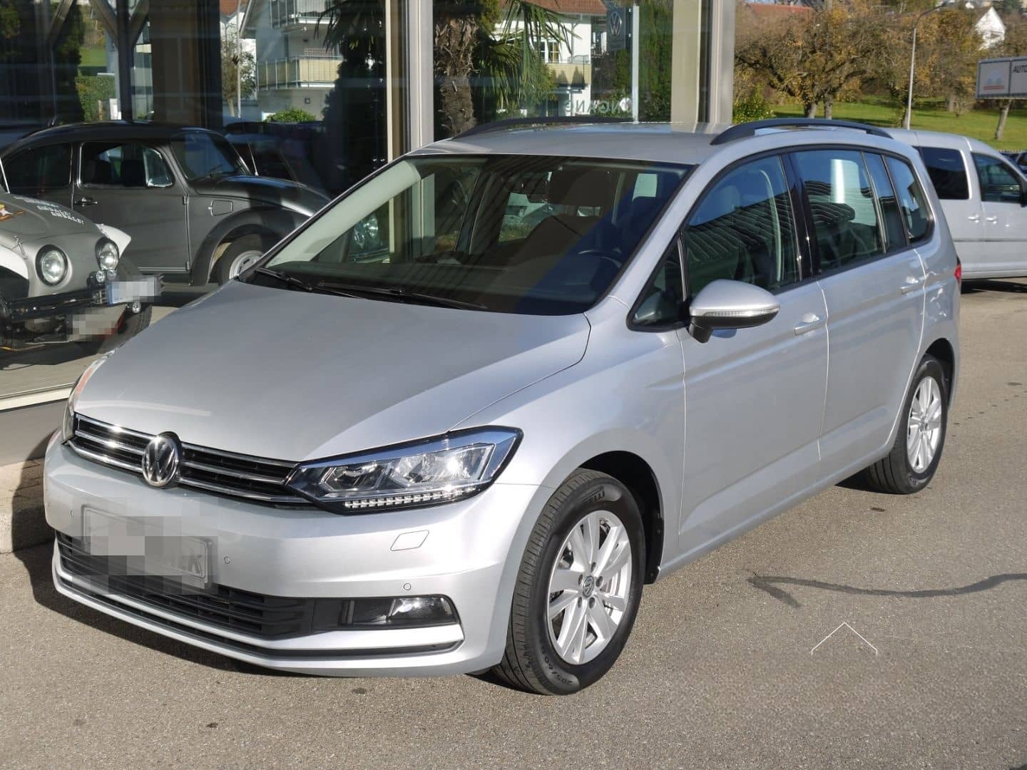 Volkswagen Touran 2.0 TDI Comfortline NAVI LEC ACC foto 2