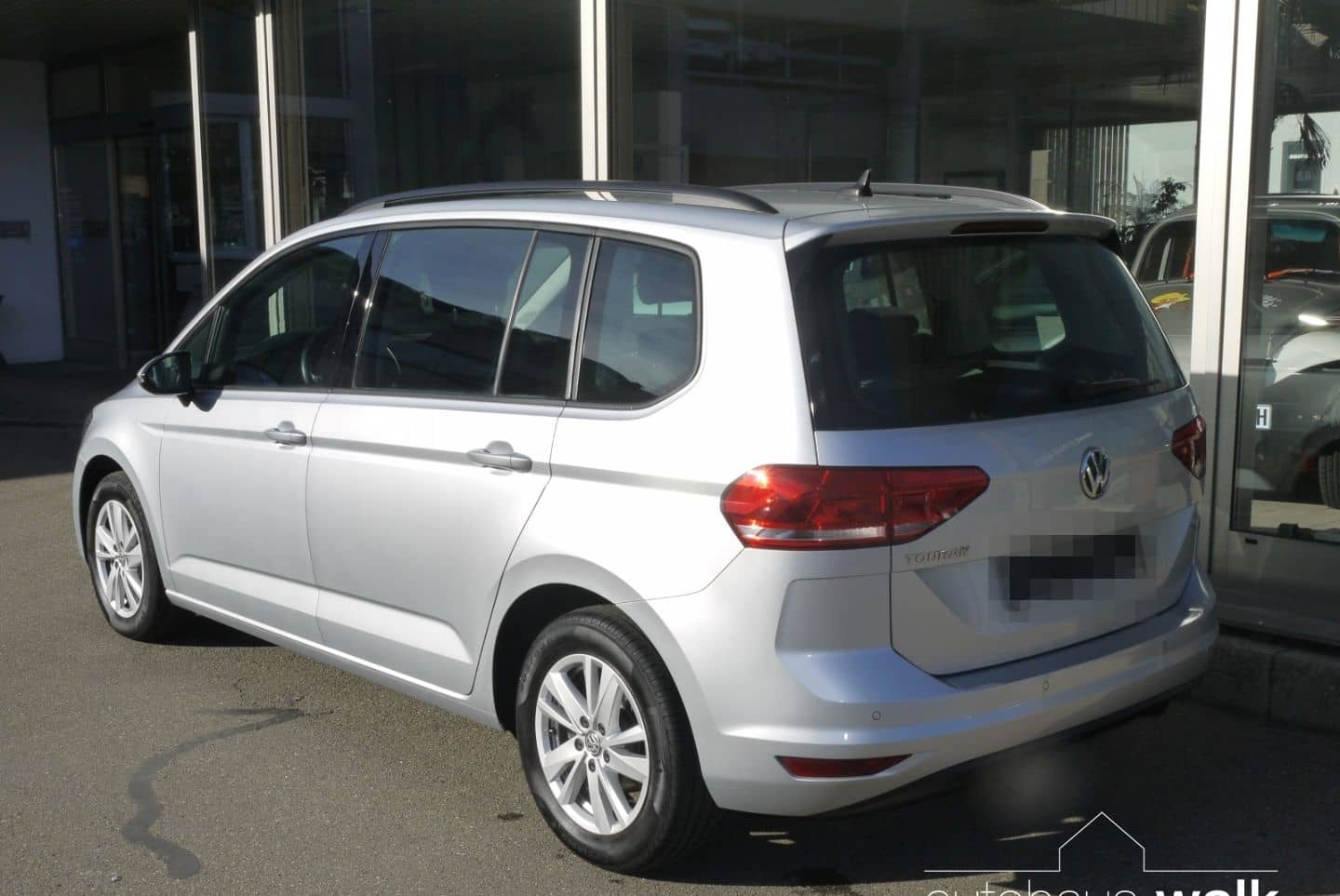 Volkswagen Touran 2.0 TDI Comfortline NAVI LEC ACC foto 4