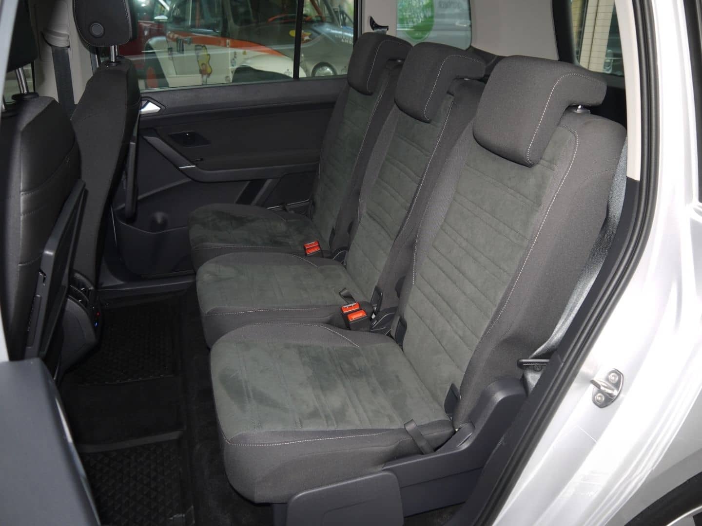 Volkswagen Touran 2.0 TDI Comfortline NAVI LEC ACC foto 7