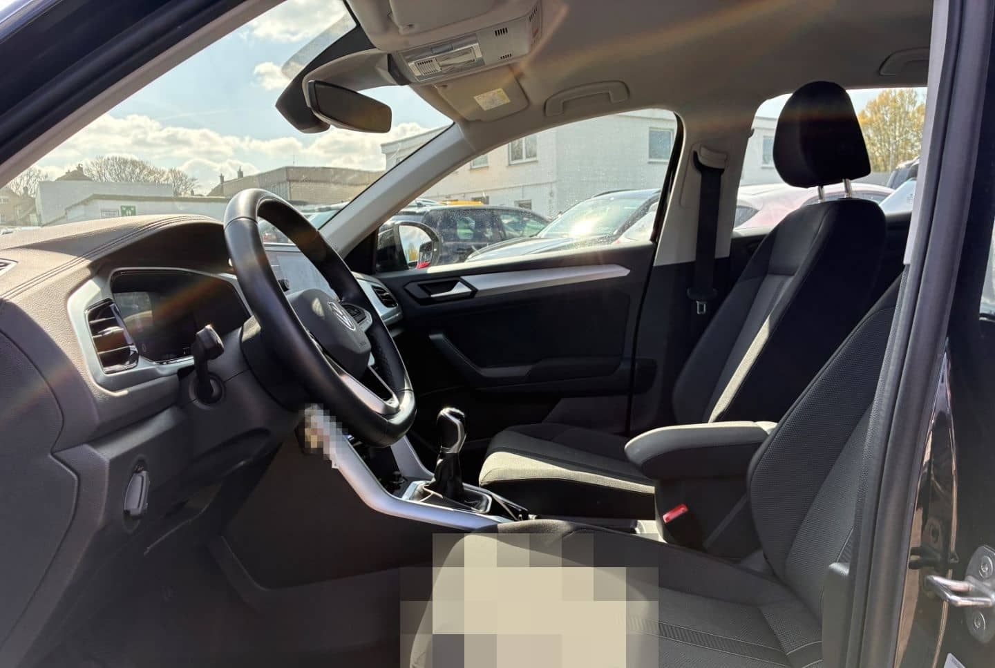 Volkswagen T-Roc LIFE 2.0 TDI NAVI SHZ ACC APP-CONNECT ALLW foto 6