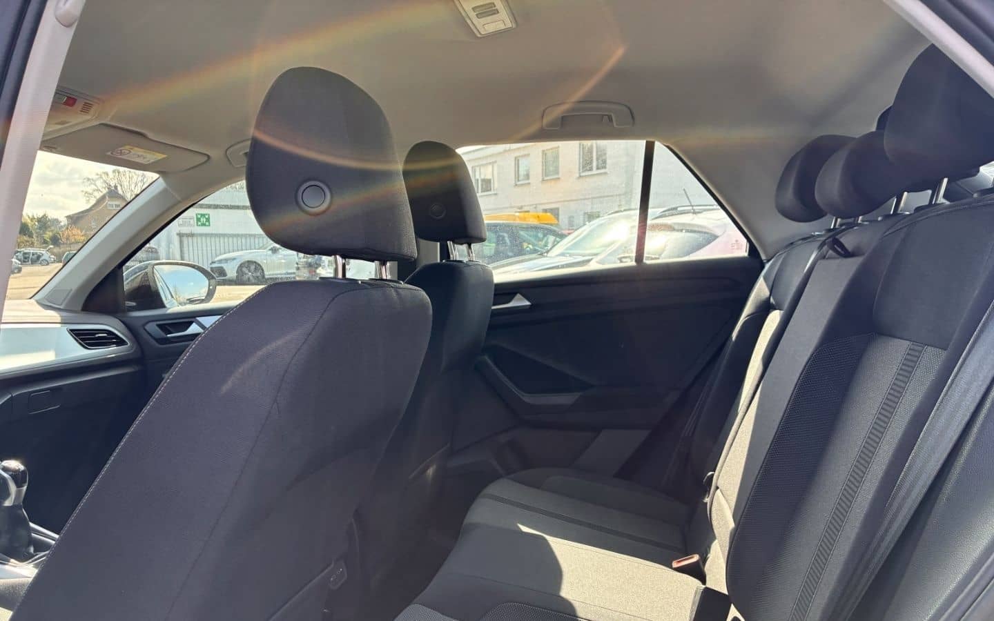 Volkswagen T-Roc LIFE 2.0 TDI NAVI SHZ ACC APP-CONNECT ALLW foto 9