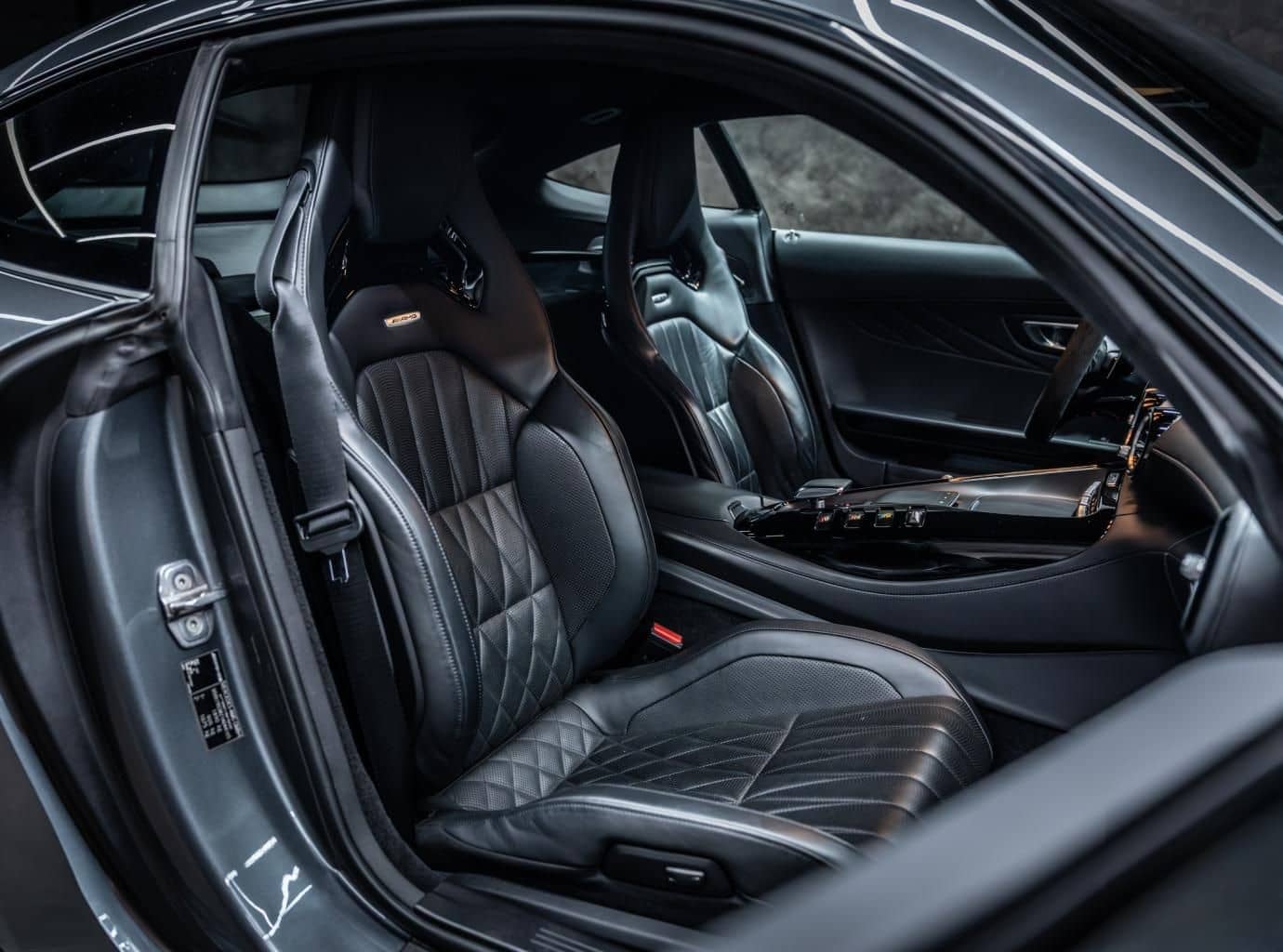 Mercedes-Benz GT AMG NIGHT EDITION|CARBON|P-SITZ|LED|DIS|BUR|+ foto 17