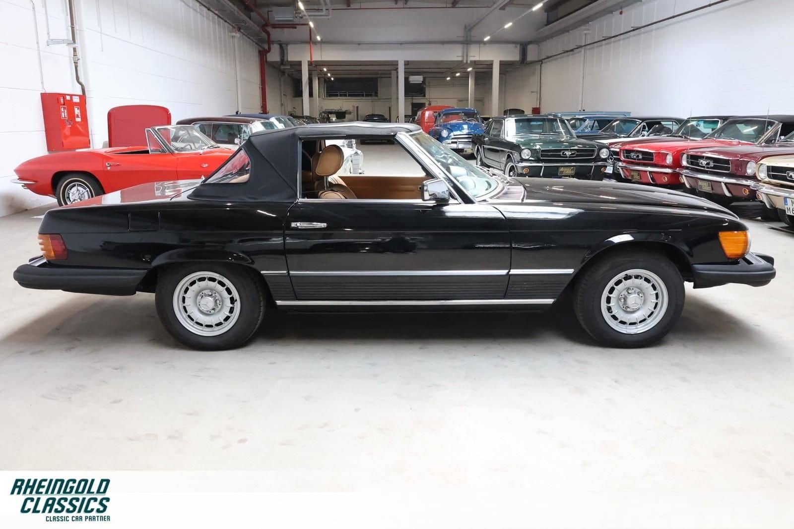 Mercedes-Benz R107 SL380 V8 Roadster foto 11