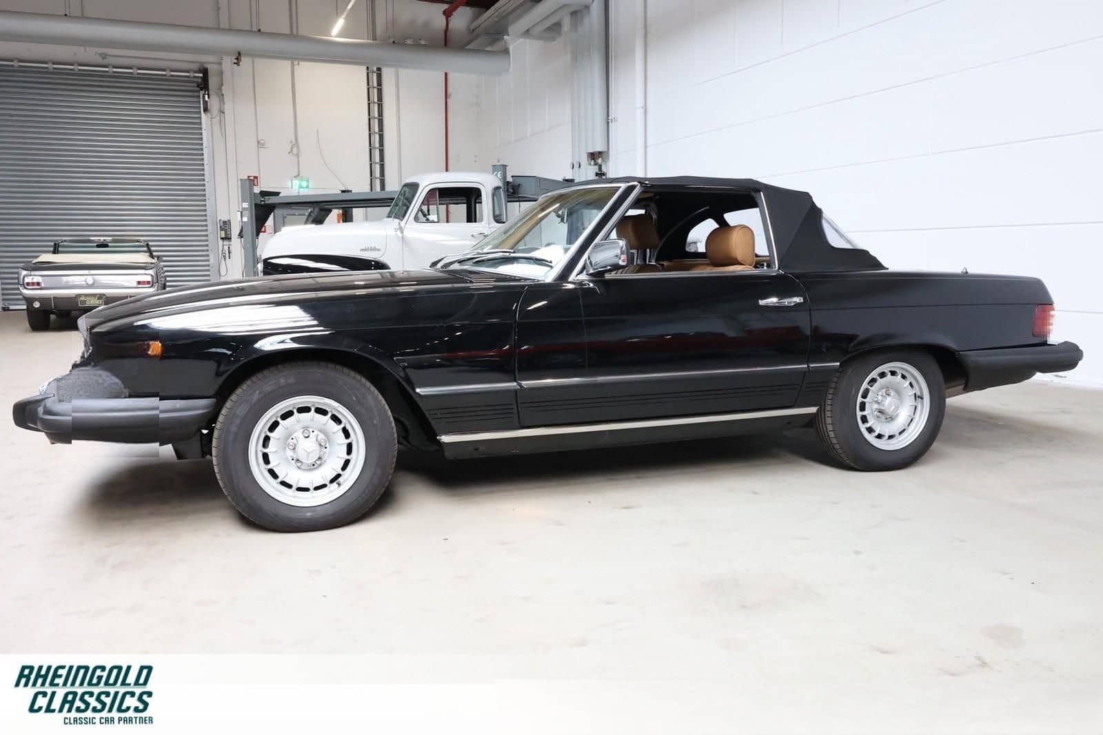 Mercedes-Benz R107 SL380 V8 Roadster foto 6