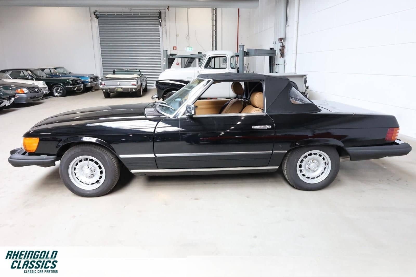 Mercedes-Benz R107 SL380 V8 Roadster foto 7