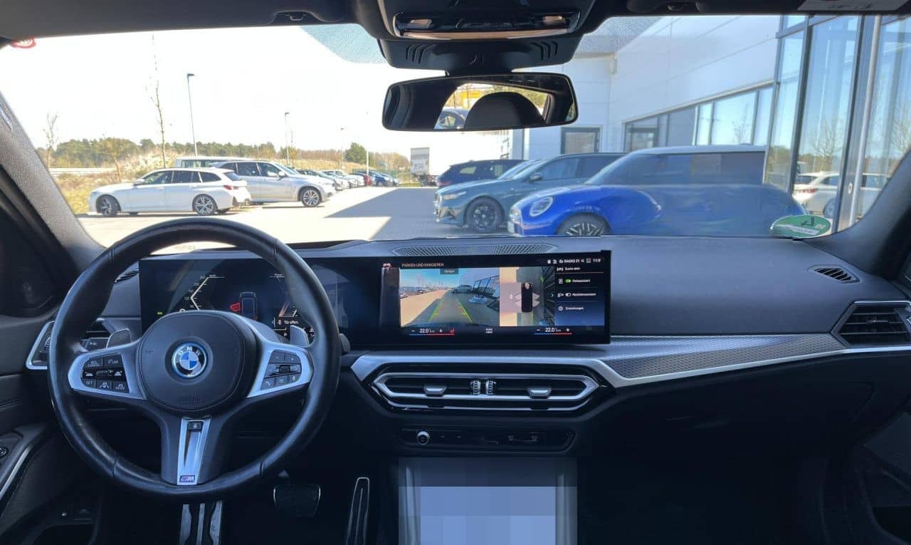 BMW 330e xDrive Touring M-Sport ACC 360° H/K AHK foto 11