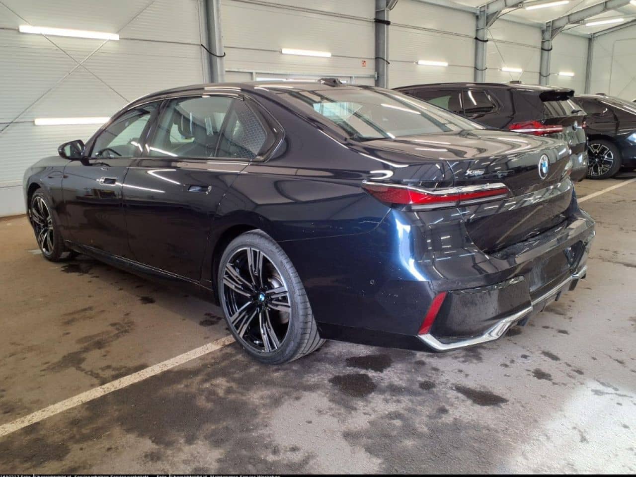 BMW 740d xDr M SPORT SkyLounge,StHzg,360°,DAPro,HUD foto 5