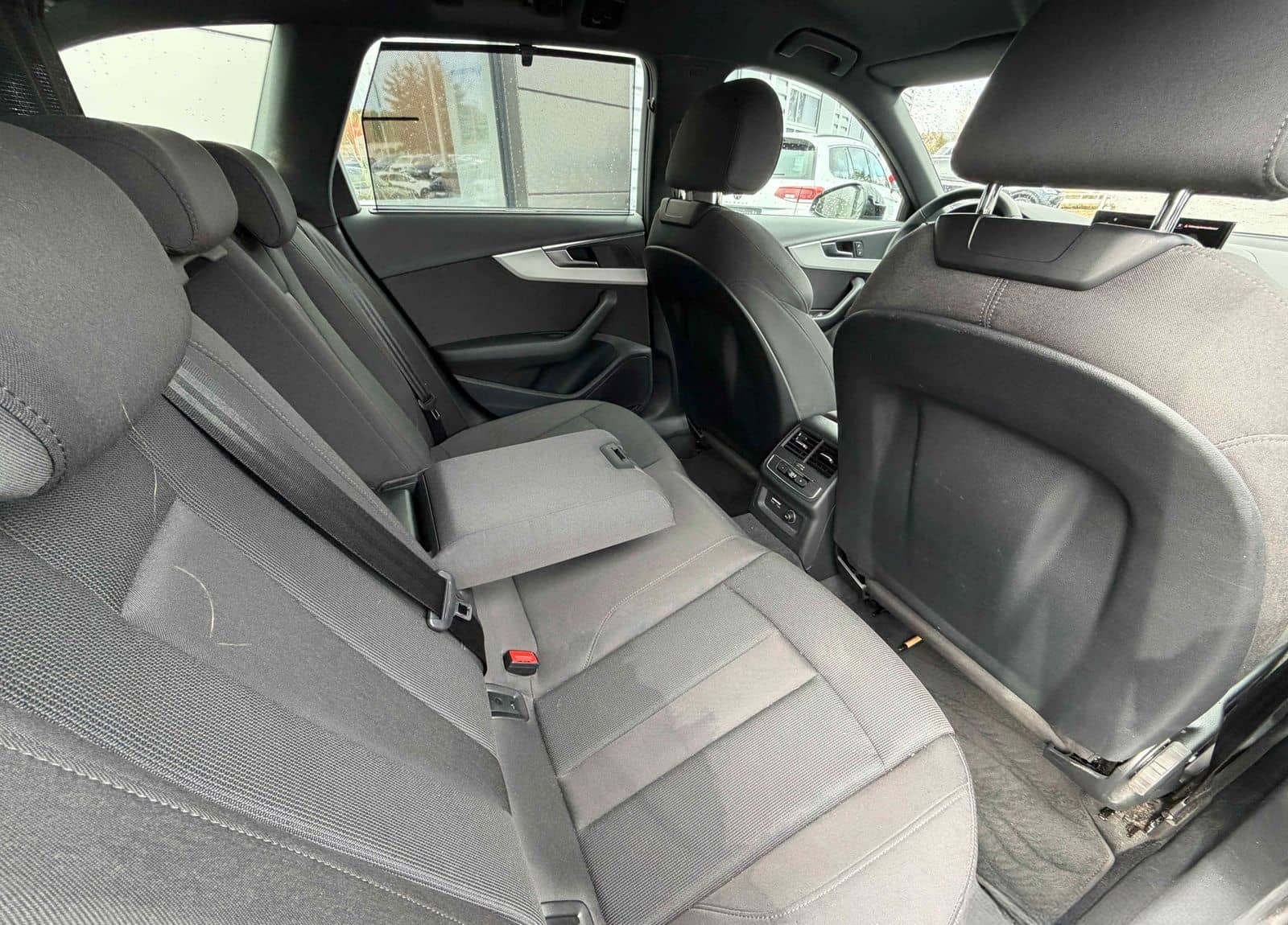 Audi A4 Avant 50 TDI qu S tr. 2x S line AHK LED ACC foto 17