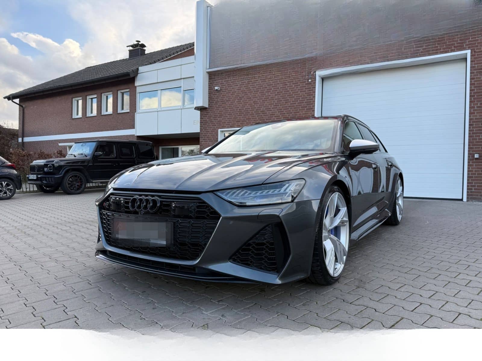 Audi RS6 Avant 4.0 TFSI quattro foto 1