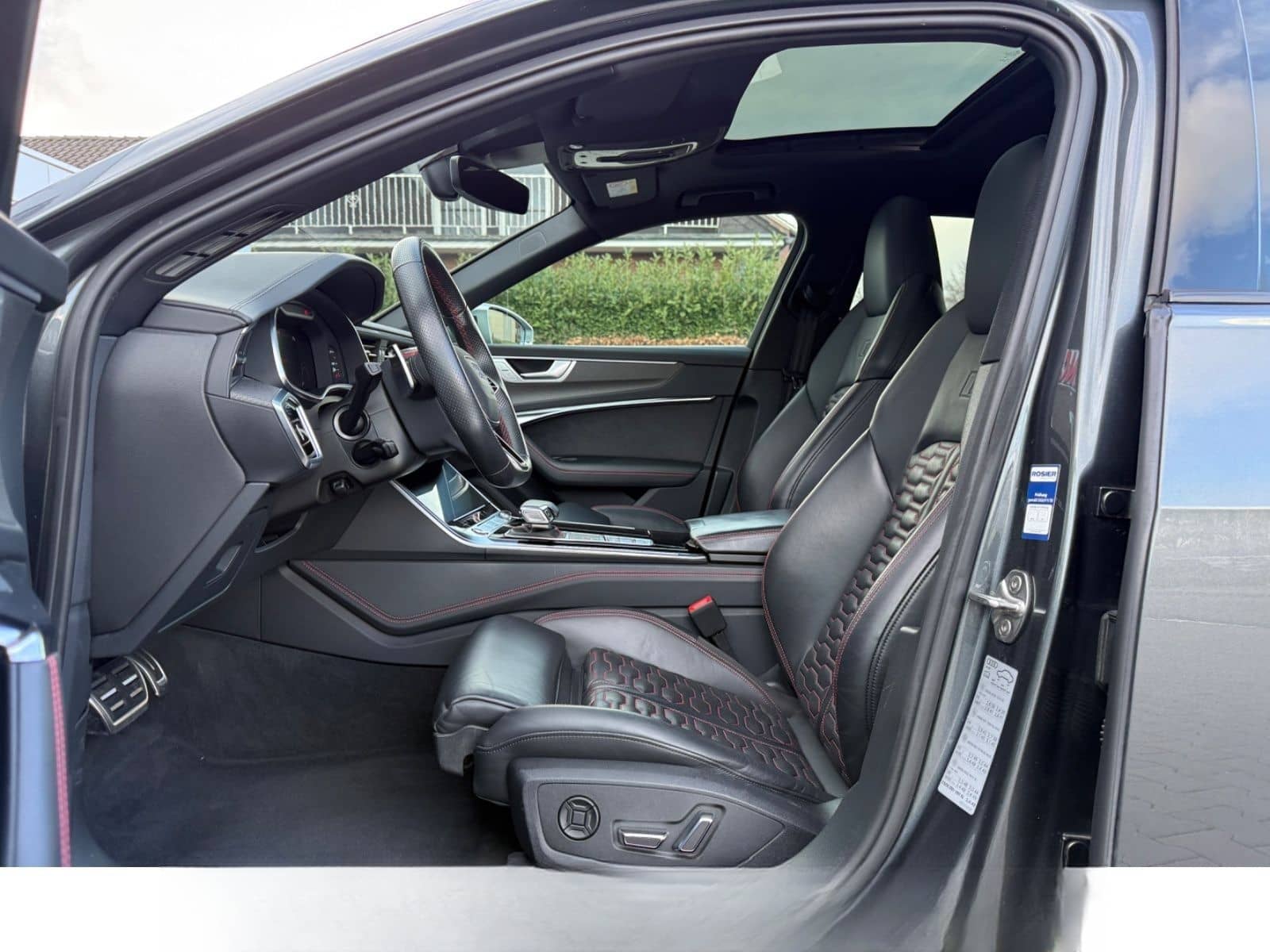 Audi RS6 Avant 4.0 TFSI quattro foto 12