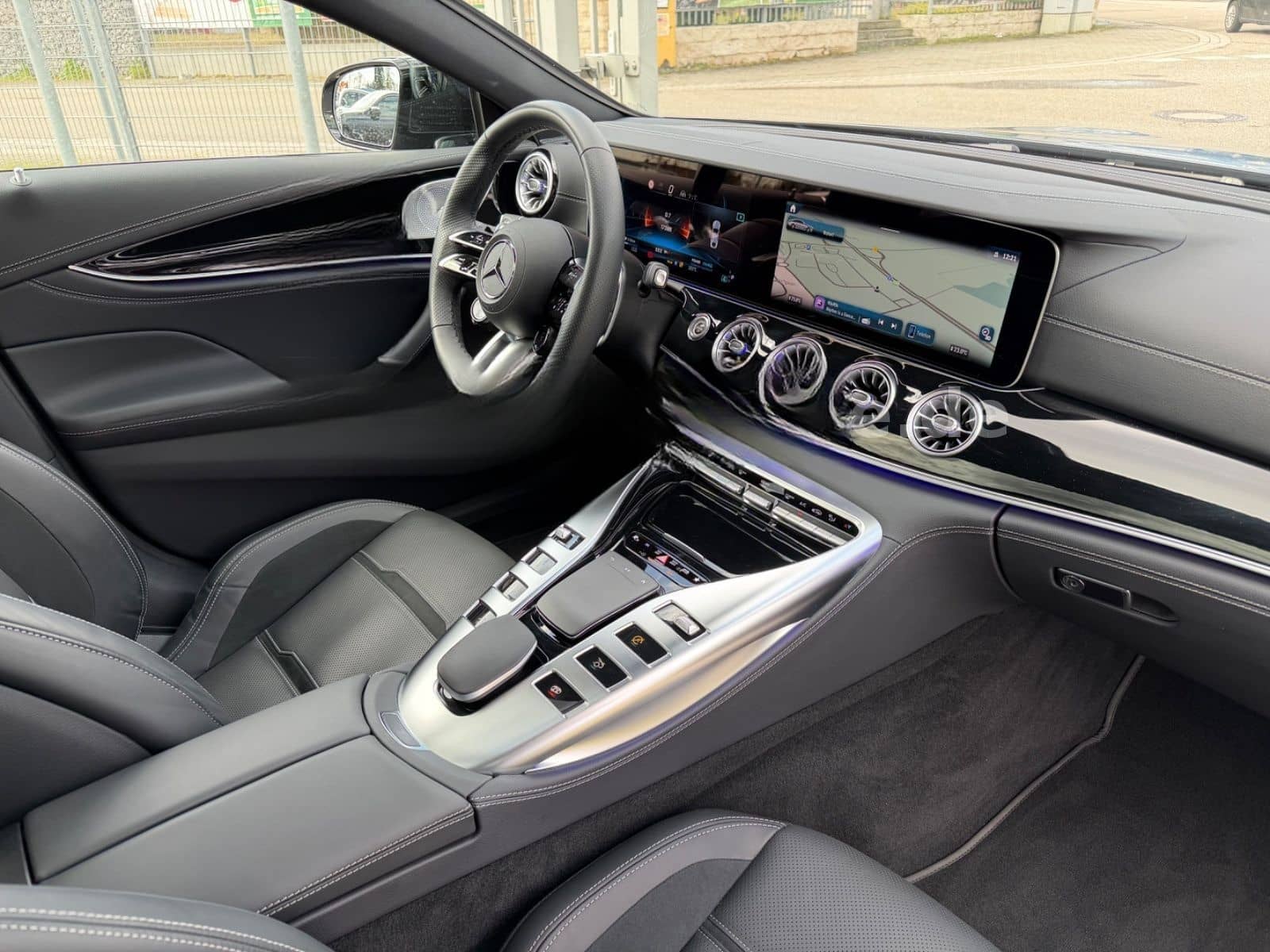 Mercedes-Benz AMG GT 53 4M+ MAGNO/Pano/Sitzkl/HUD/Dis/Bur/SAGA foto 24