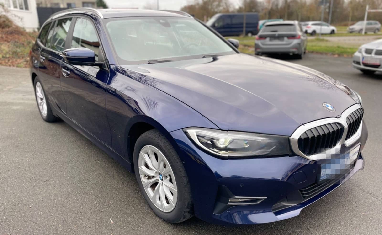 BMW 330e Advantage HeadUp PANO VirtuCock Kamera 1.Hd foto 3