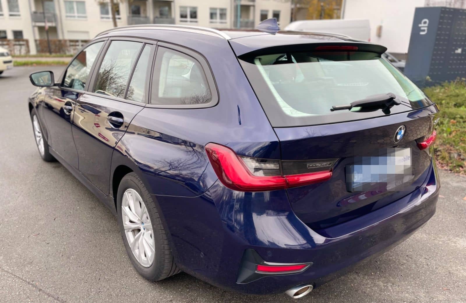 BMW 330e Advantage HeadUp PANO VirtuCock Kamera 1.Hd foto 7