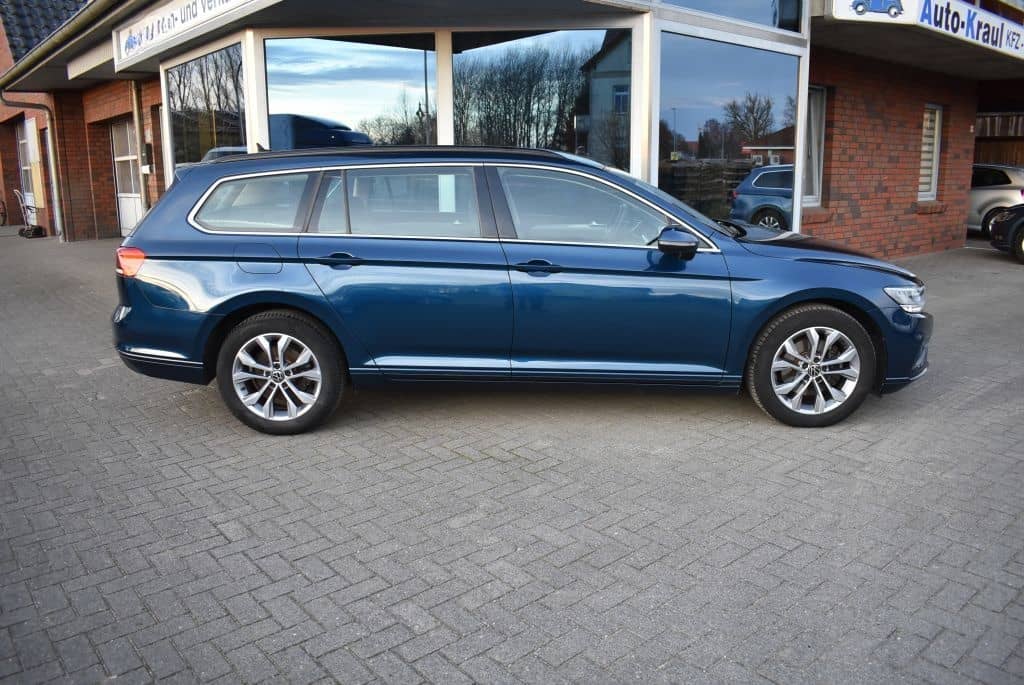 Volkswagen Passat Variant 2.0 TDI SCR Business LED-Scheinwe foto 2