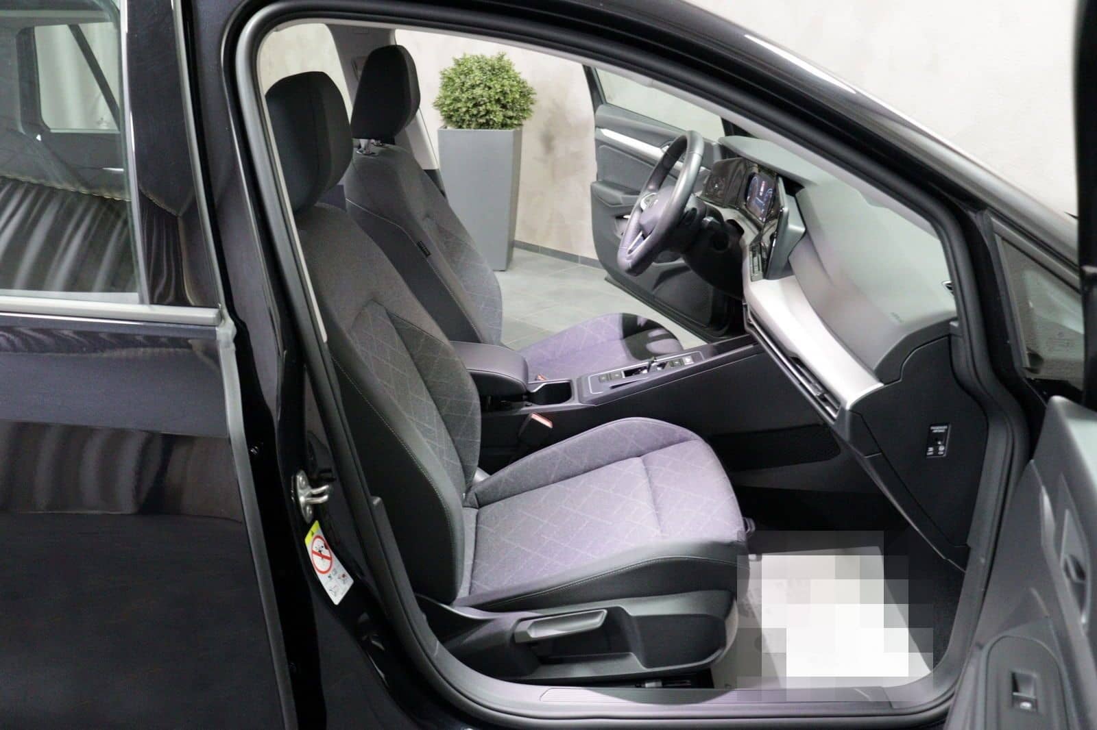 Volkswagen Golf VIII Variant 2.0 TDI DSG Life LED NAVI FLA foto 6