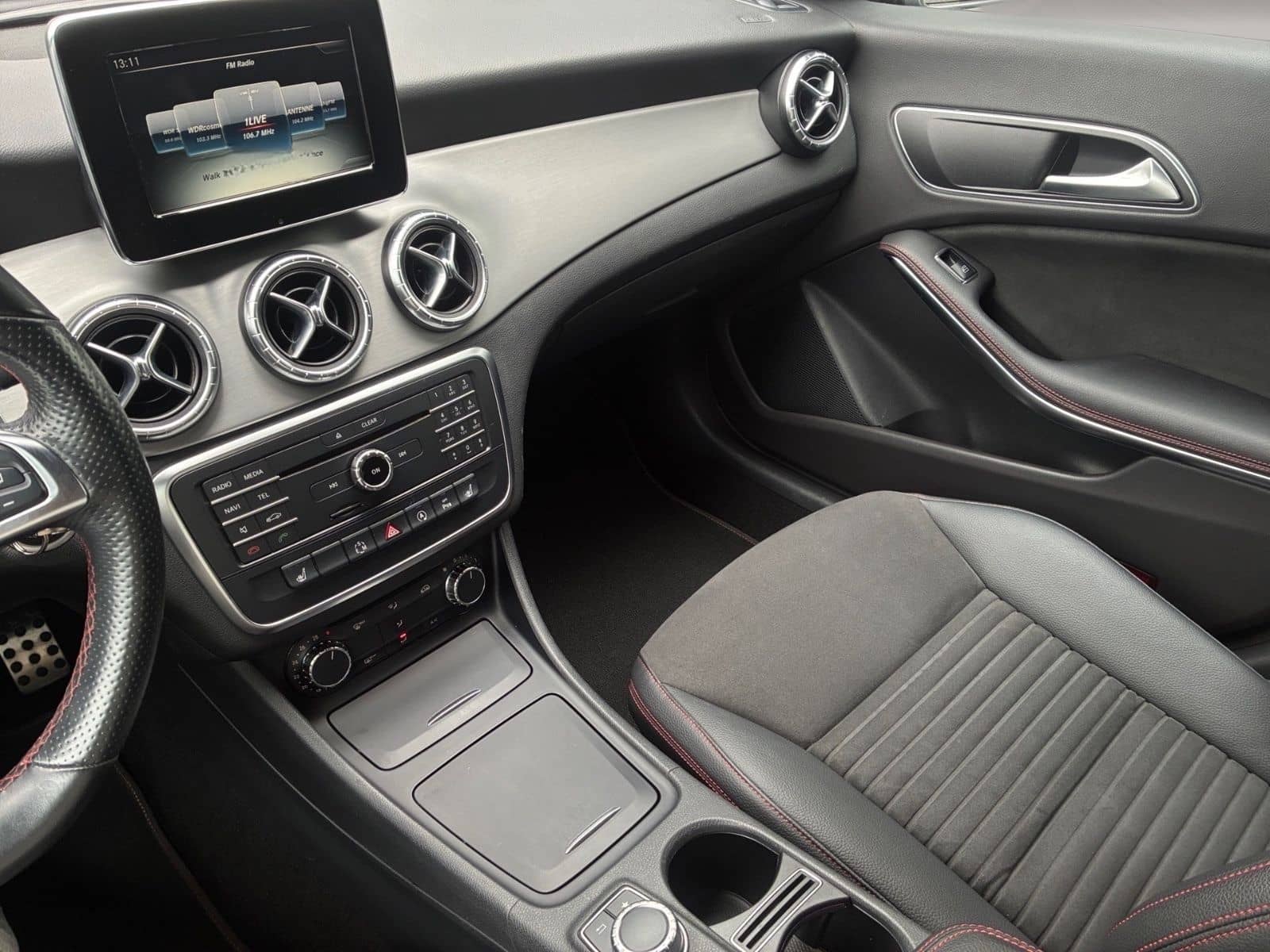 Mercedes-Benz CLA 250 AMG 1. Hd Ambiente*Navi*PDC*Sitzhzg*LED foto 7