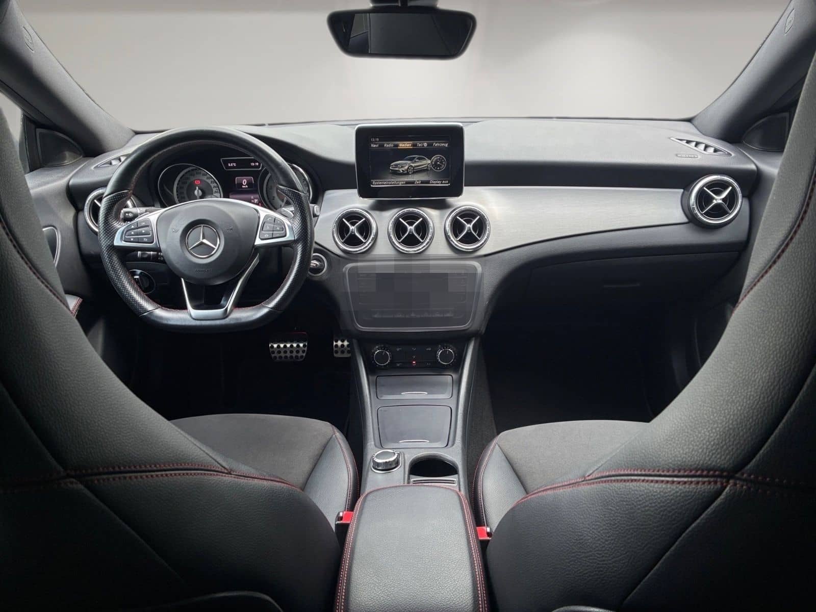 Mercedes-Benz CLA 250 AMG 1. Hd Ambiente*Navi*PDC*Sitzhzg*LED foto 8