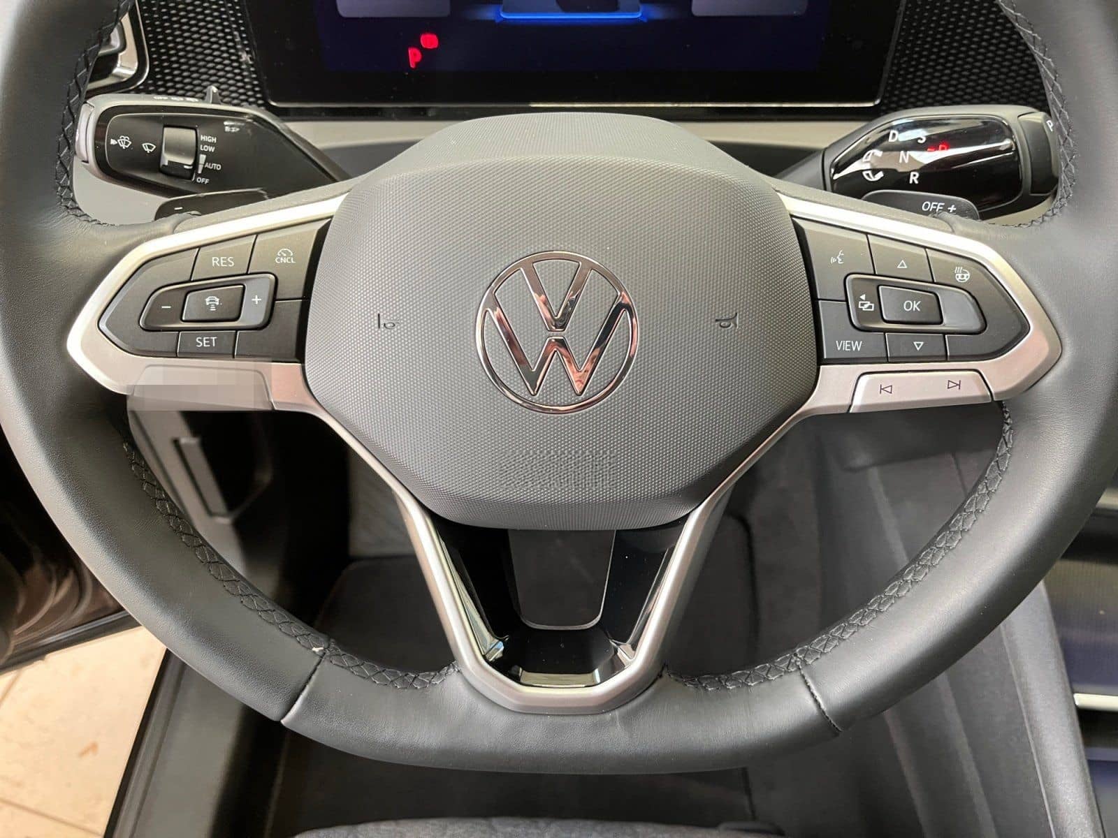 Volkswagen Tiguan Life 1.5eTSI DSG 360°Kamera AHK Schwenkba foto 17