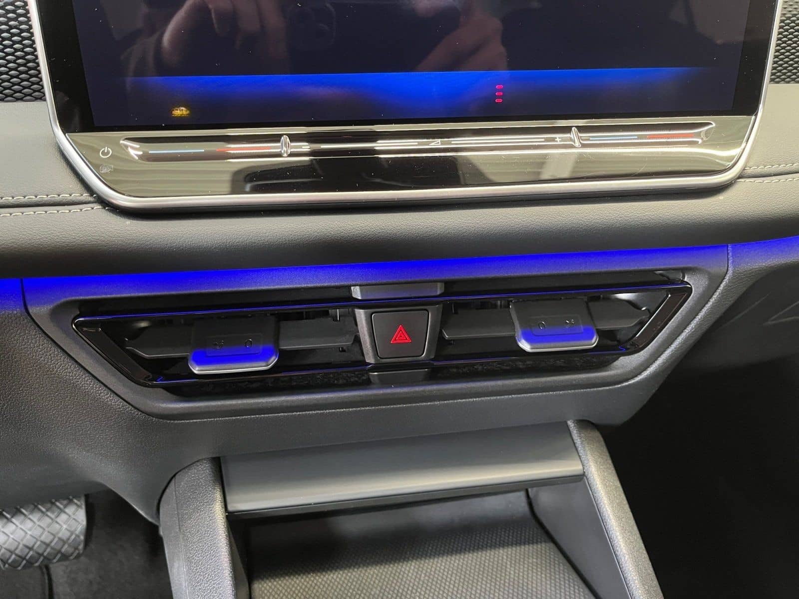 Volkswagen Tiguan Life 1.5eTSI DSG 360°Kamera AHK Schwenkba foto 18