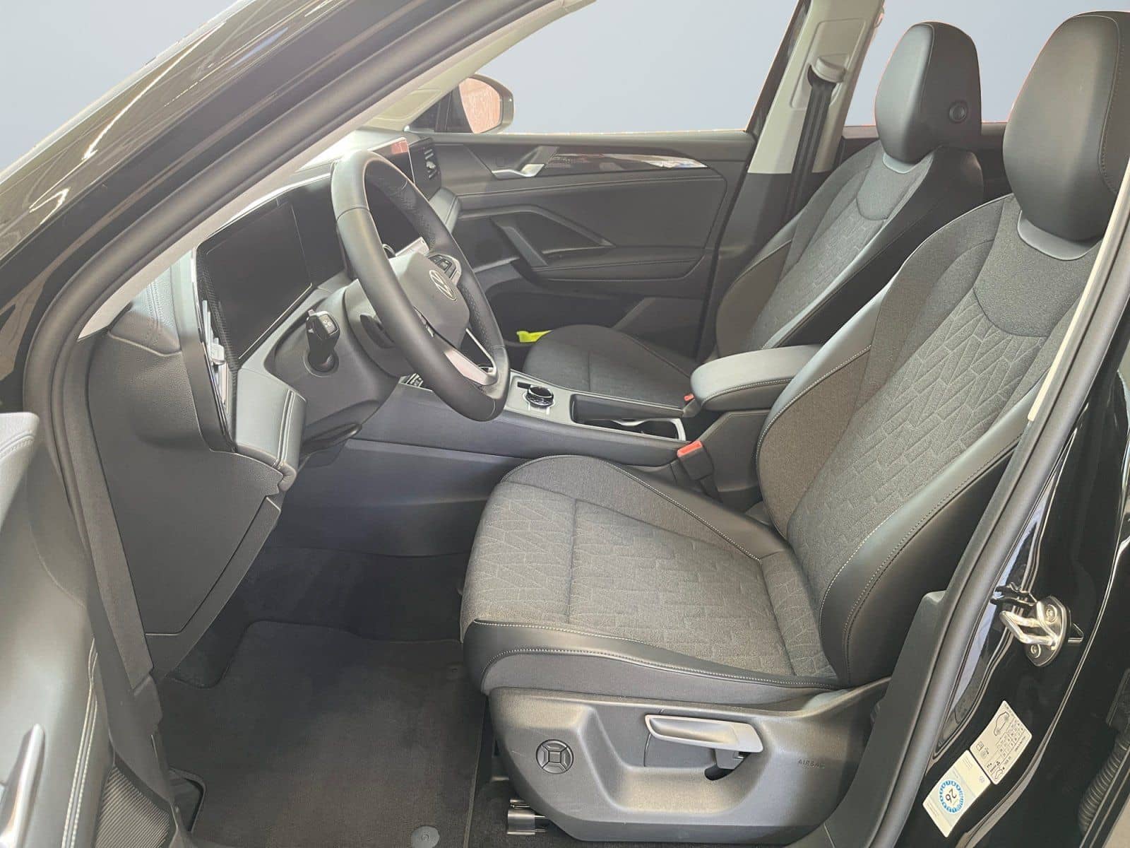 Volkswagen Tiguan Life 1.5eTSI DSG 360°Kamera AHK Schwenkba foto 7