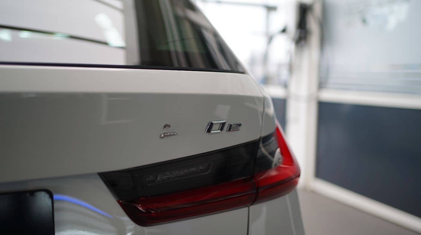 BMW 330e xDri Sport Line +HeadUp+Laserlicht+Komfortz foto 12