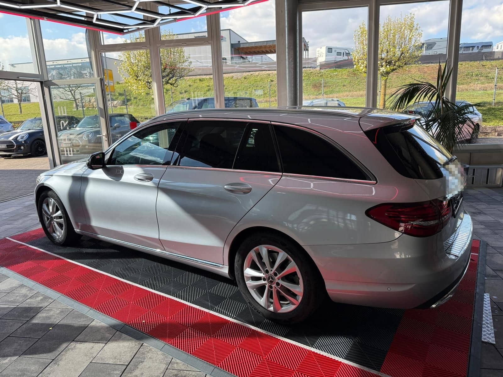 Mercedes-Benz C 180, Navi, Sitzh. Klimaautom., Kamera foto 7