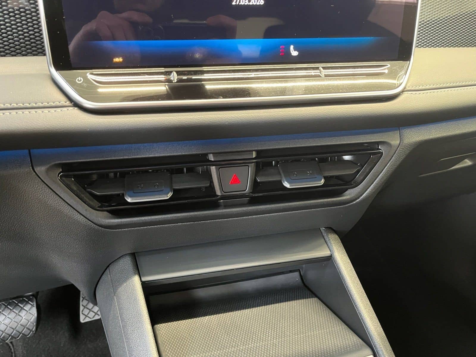 Volkswagen Tiguan Life 1.5 eTSI DSG ACC AHK Keyless-Start foto 18