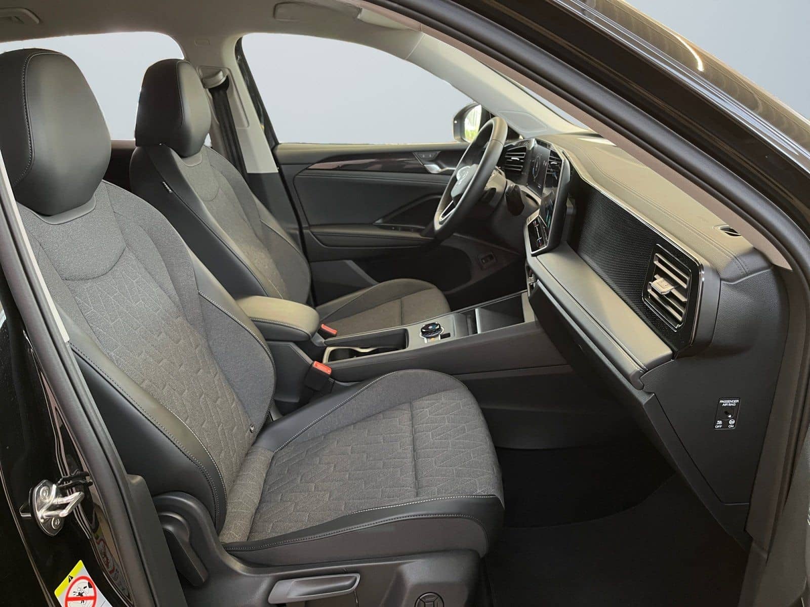 Volkswagen Tiguan Life 1.5 eTSI DSG ACC AHK Keyless-Start foto 10