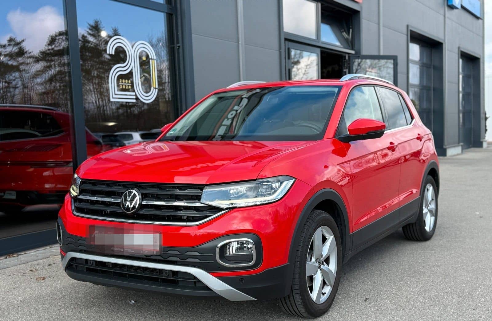 Volkswagen T-CROSS STYLE 1.5 TSI DSG ACC NAVI SHZ LED ASSIS foto 1