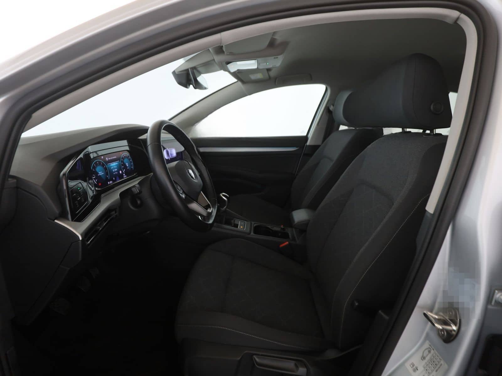 Volkswagen Golf VIII 1.5 TSI Life LED+PDC+SHZ+Navi+AppleCar foto 16