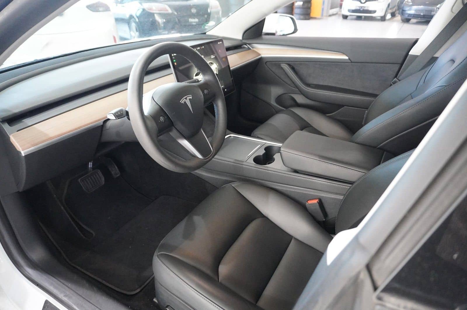 Tesla Model 3 LONGRANGE DUAL-MOTOR NAVI/KAMERA/DAB/AMD foto 14