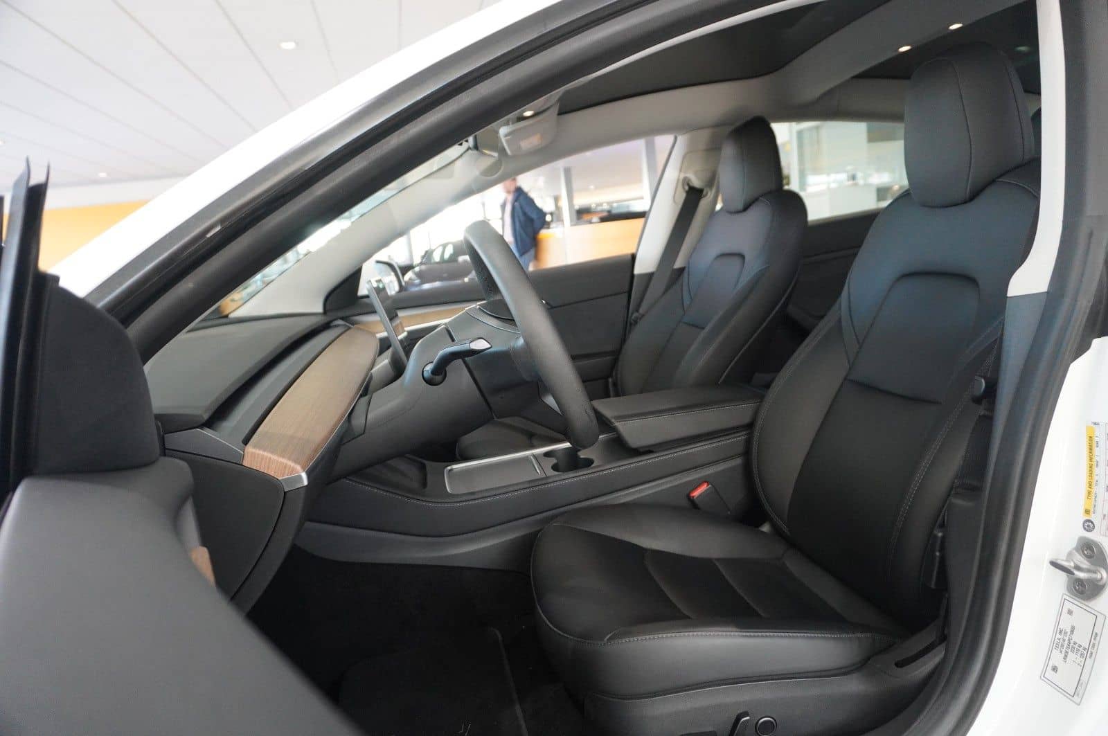 Tesla Model 3 LONGRANGE DUAL-MOTOR NAVI/KAMERA/DAB/AMD foto 17