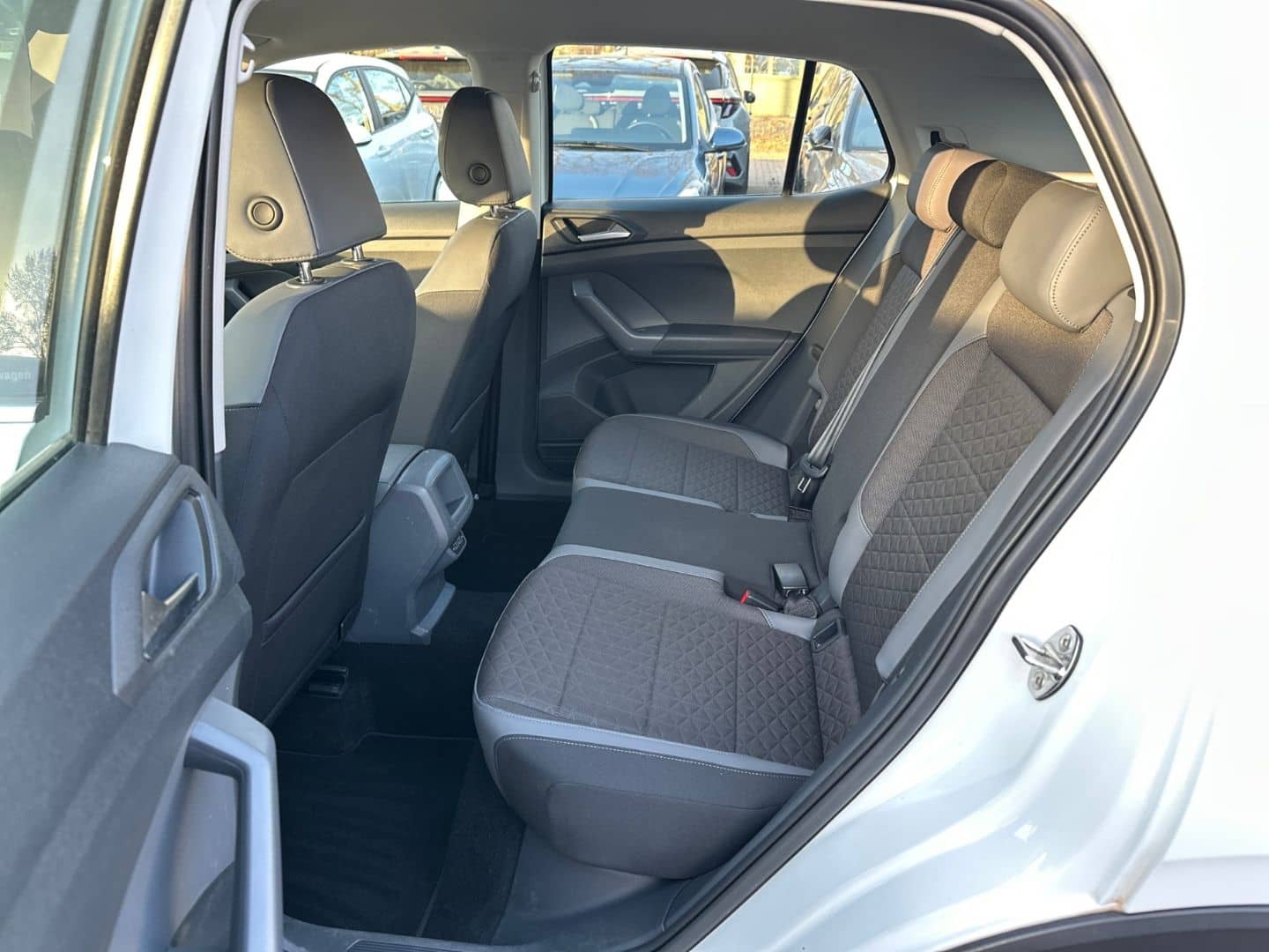 Volkswagen T-Cross Style 1.0 TSI DSG ACC RFK Allwetter Navi foto 8