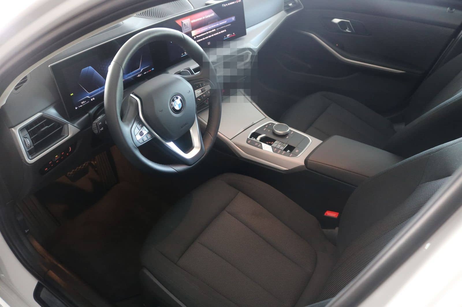 BMW 320i NP 61850, Driv.Ass. Prof., AHK, el.Sitze, H foto 9