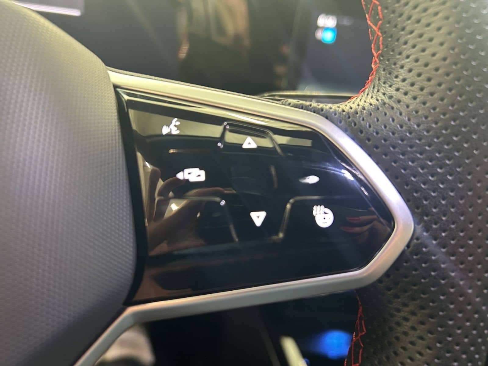 Volkswagen Golf VIII GTI Clubsport 2.0 TSI +DSG+BLACK+NAVI foto 22