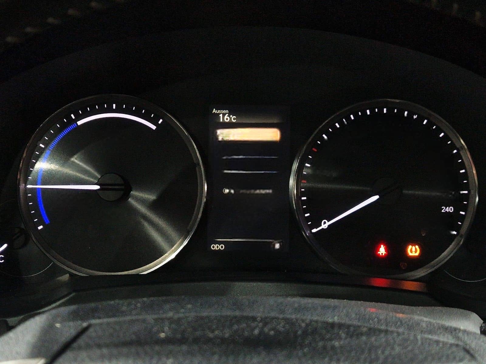 Lexus IS 300h Privilege |AUTOM|LEDER|LED|R-KAMERA|LM F foto 11