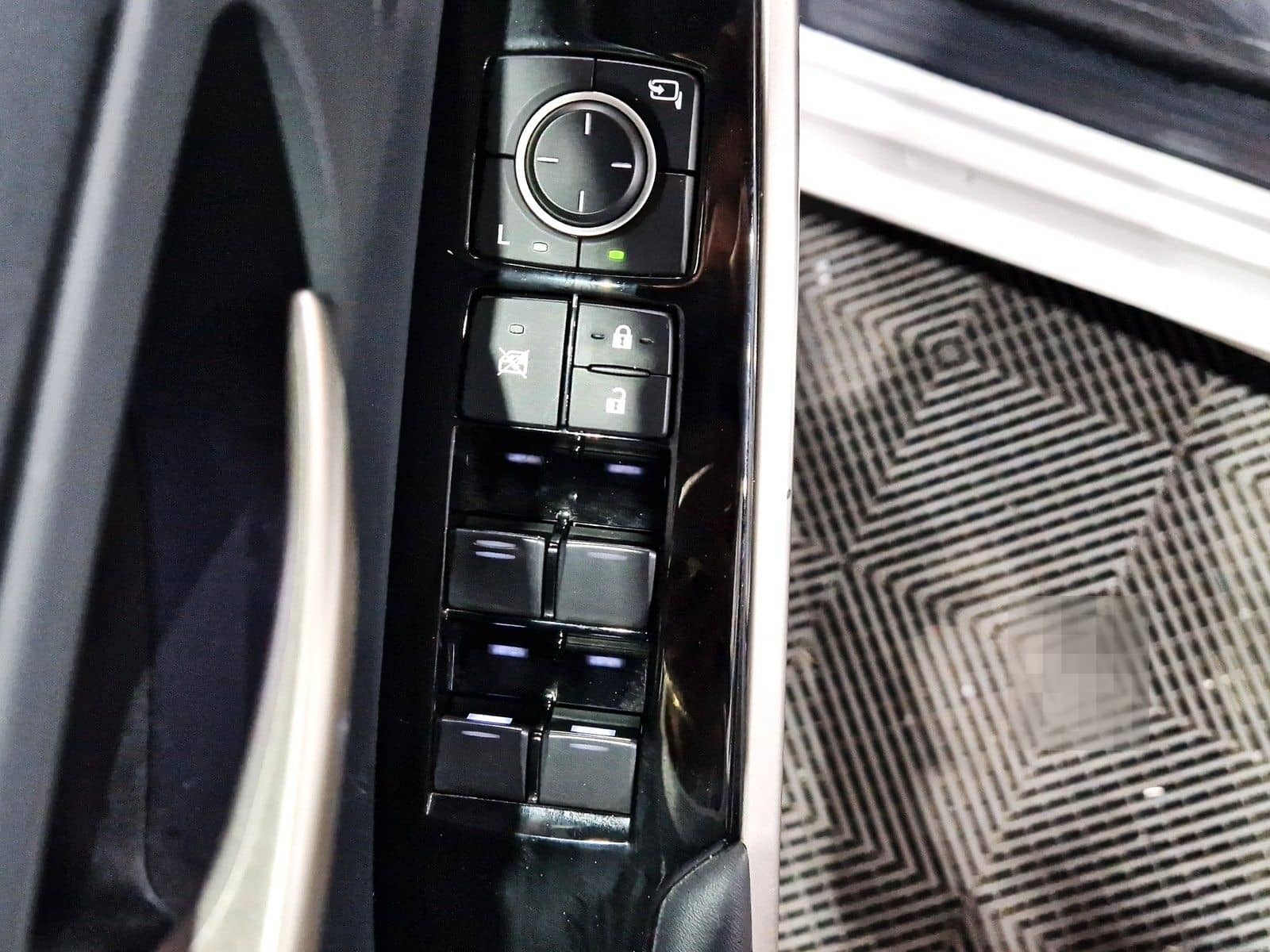 Lexus IS 300h Privilege |AUTOM|LEDER|LED|R-KAMERA|LM F foto 18