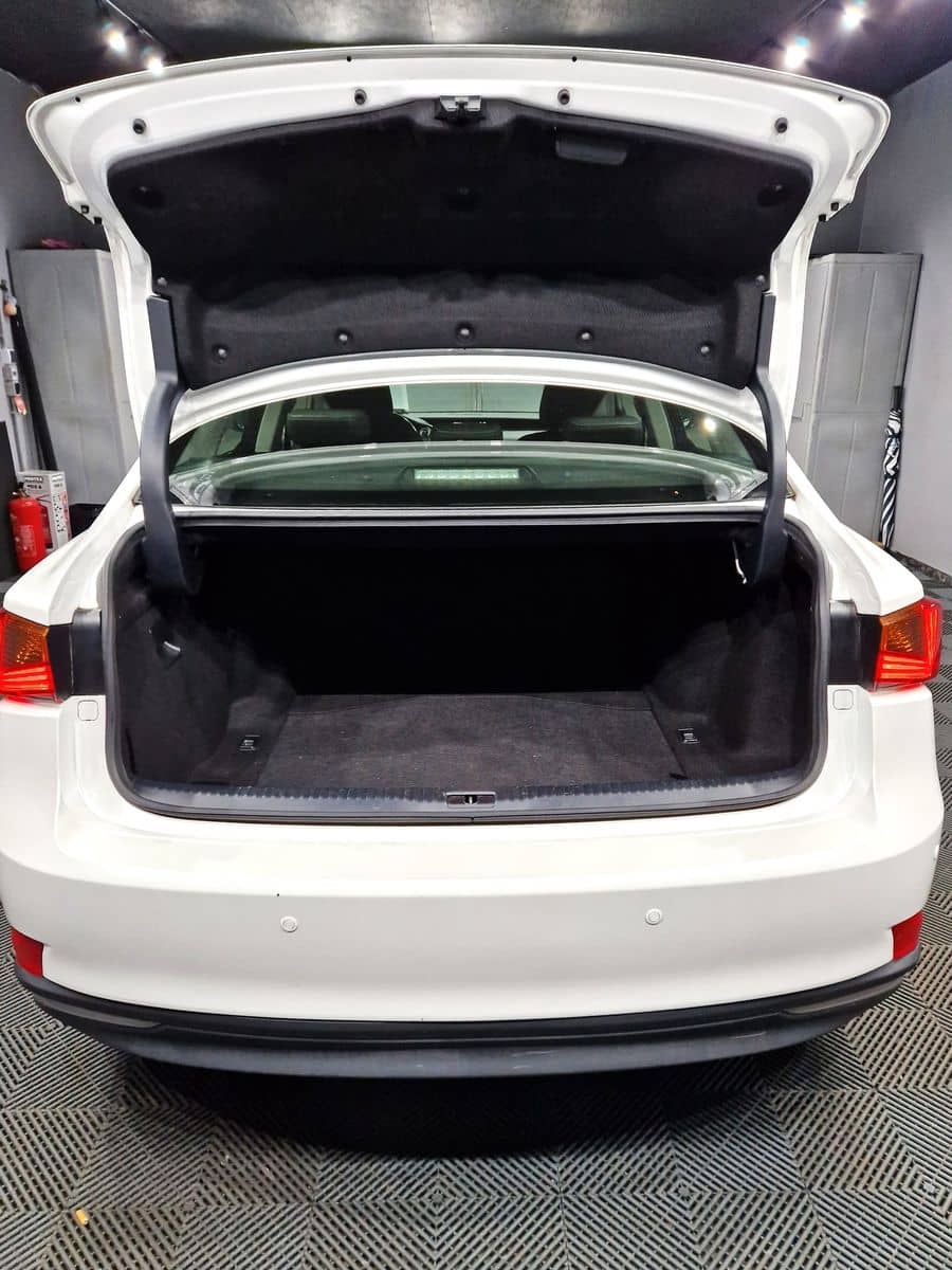 Lexus IS 300h Privilege |AUTOM|LEDER|LED|R-KAMERA|LM F foto 21