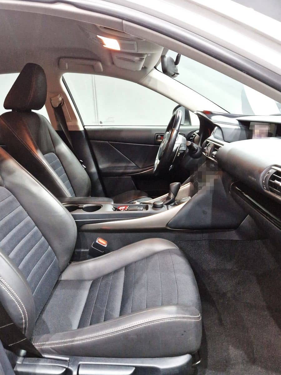 Lexus IS 300h Privilege |AUTOM|LEDER|LED|R-KAMERA|LM F foto 10