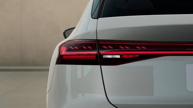 Audi A6 e-tron Avant quattro S line HuD Luftfed. AHK  foto 14