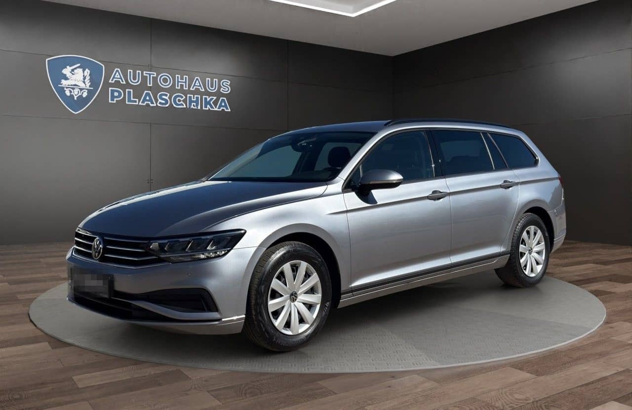 Volkswagen Passat Var. 1.5 TSI Basis AHK+KAMERA+NAVI+PDC foto 1