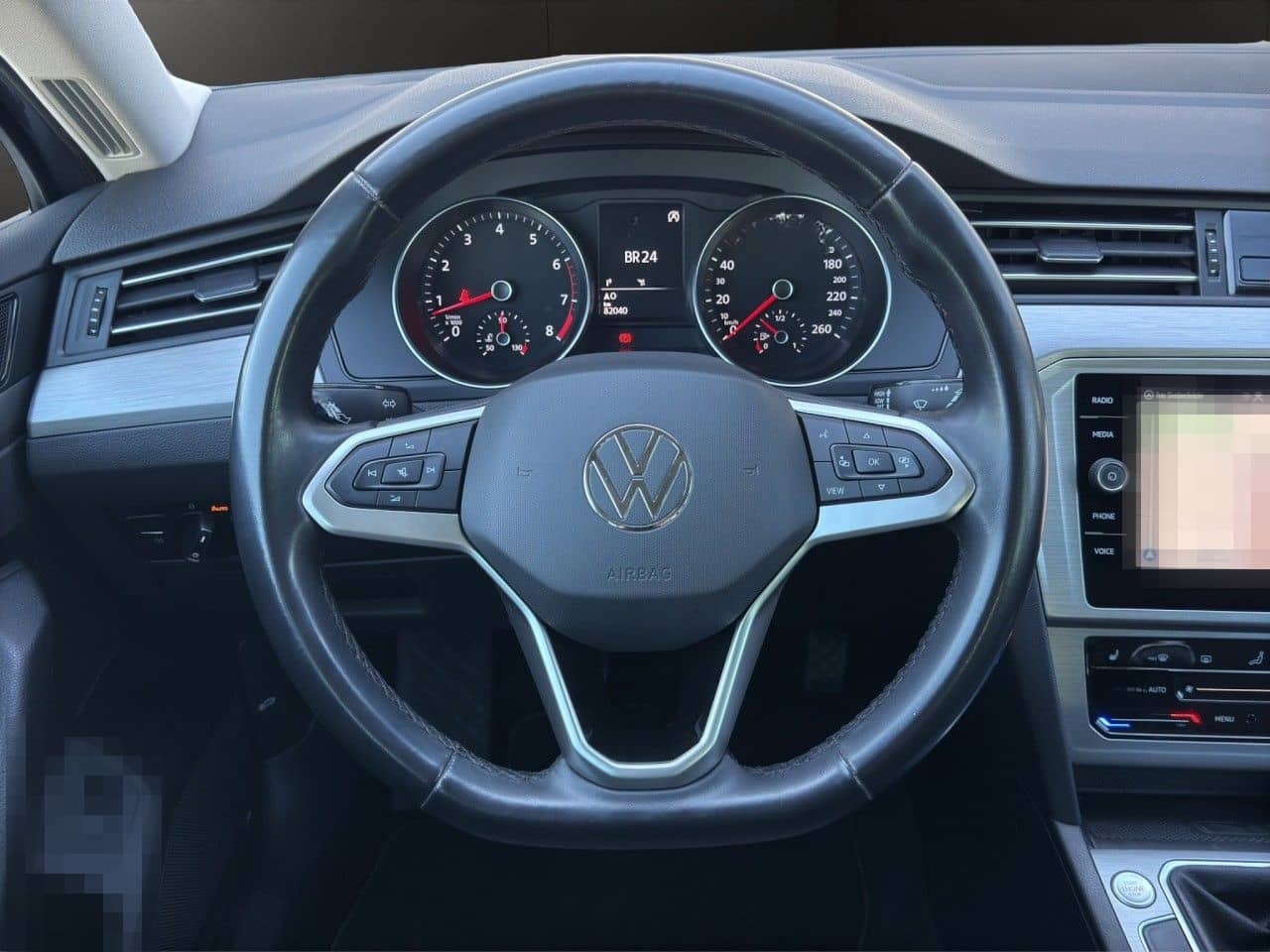 Volkswagen Passat Var. 1.5 TSI Basis AHK+KAMERA+NAVI+PDC foto 14