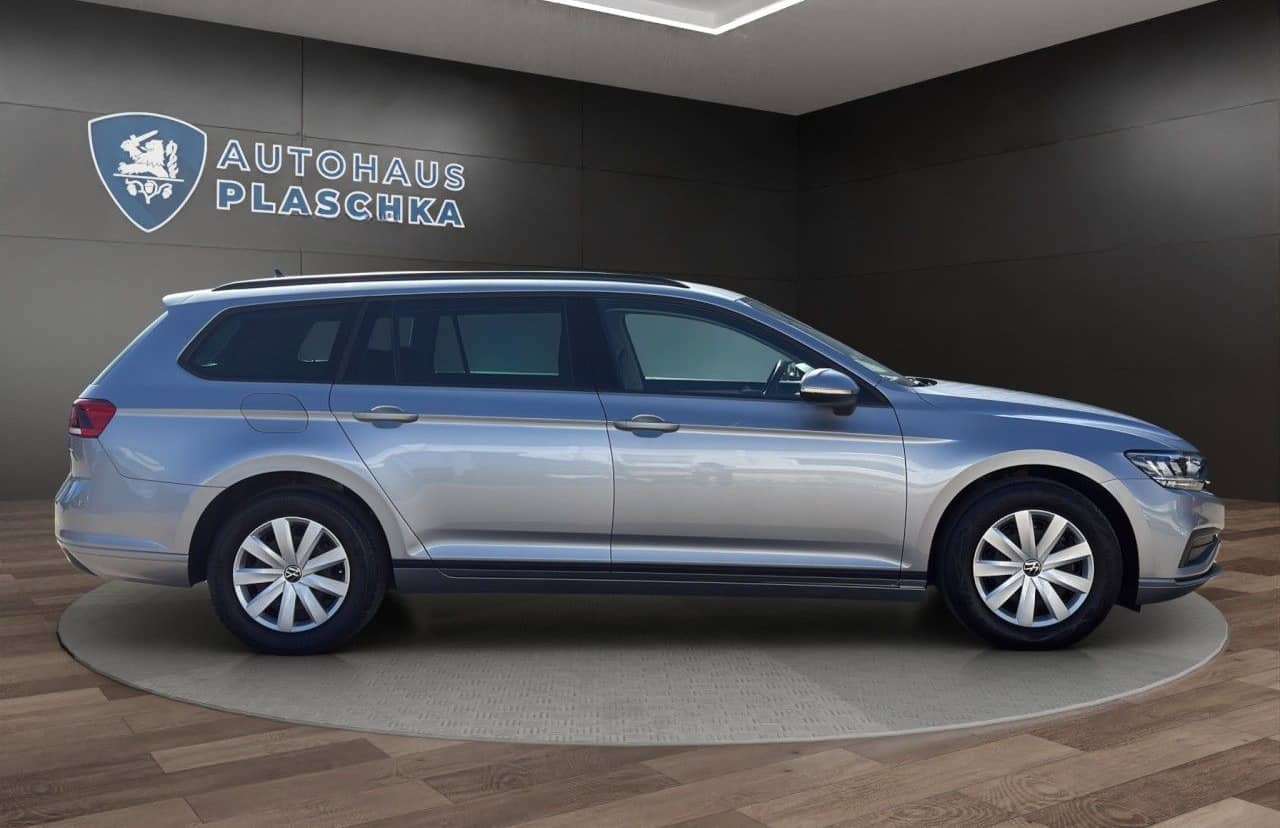 Volkswagen Passat Var. 1.5 TSI Basis AHK+KAMERA+NAVI+PDC foto 4