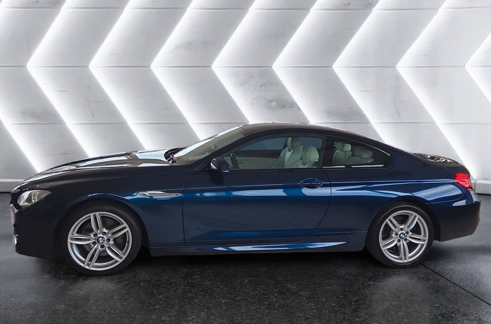 BMW 640i/Rentnerfahrzeug/Gepfl.Zustand/ M Sportpaket foto 6