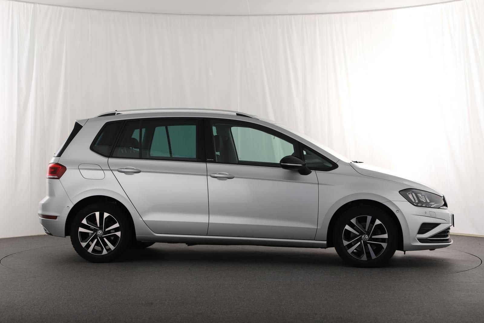 Volkswagen Golf Sportsvan 1.6 TDI IQ.DRIVE DSG AHK NAVI ACC foto 3